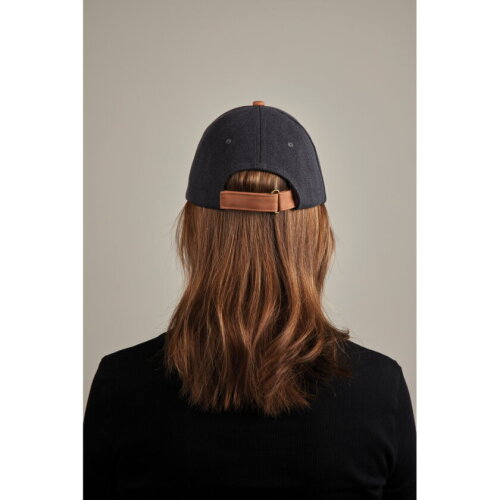 VINGA Bosler AWARE™ recycled canvas cap