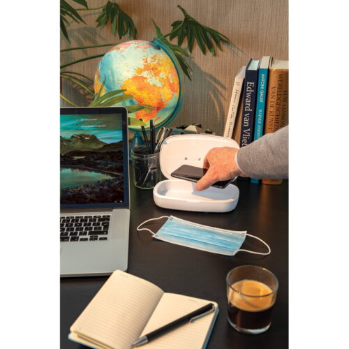 UV-C desinfectie box met 5W draadloze oplader